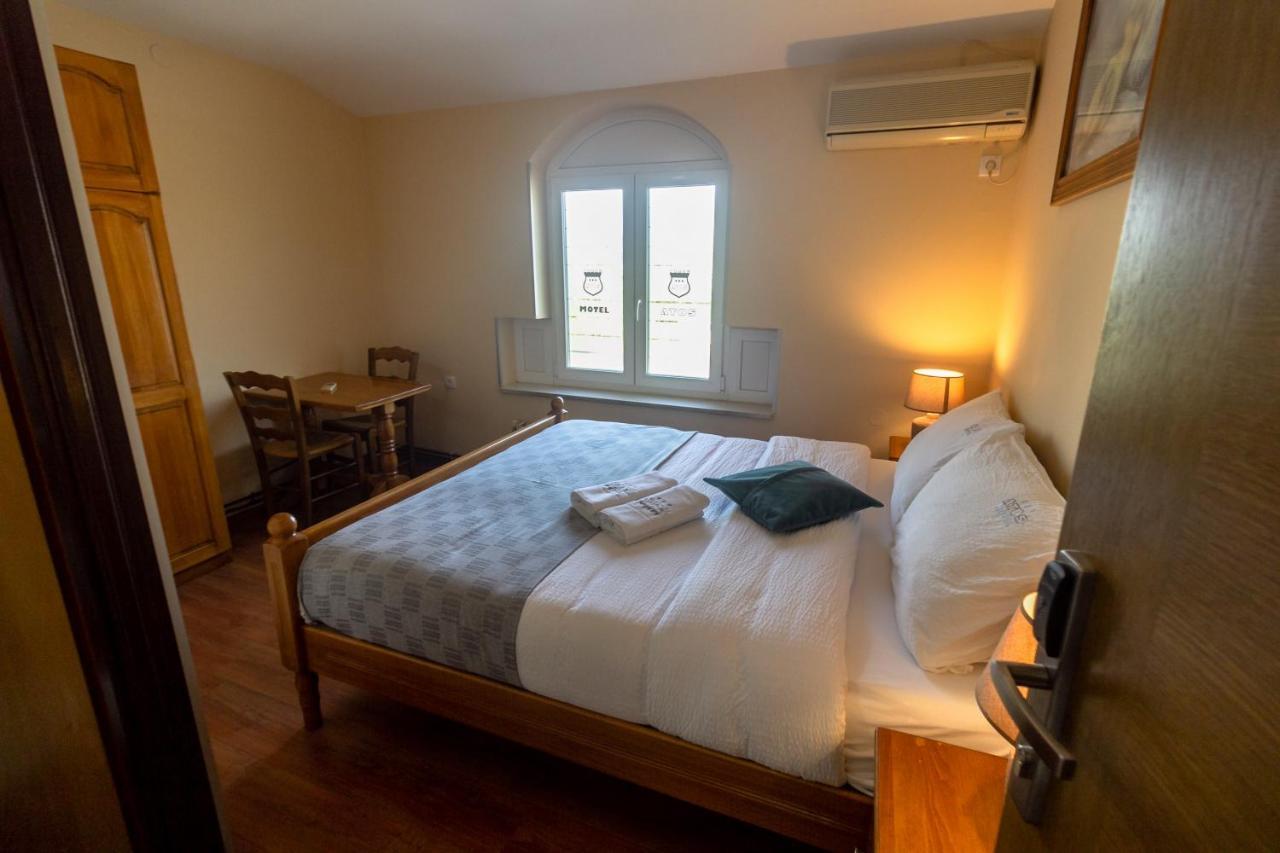 Motel Atos Laktaši Eksteriør billede