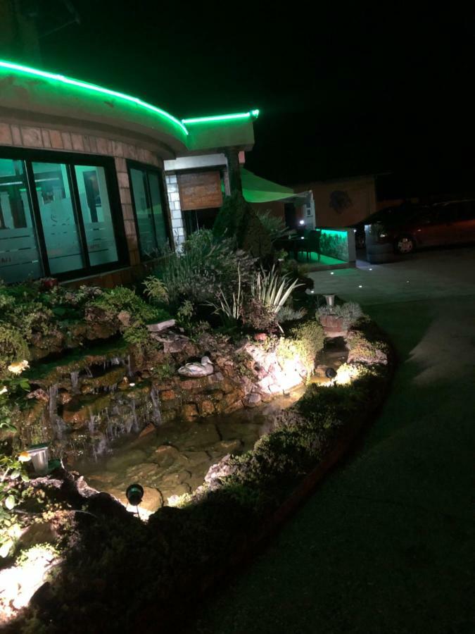 Motel Atos Laktaši Eksteriør billede